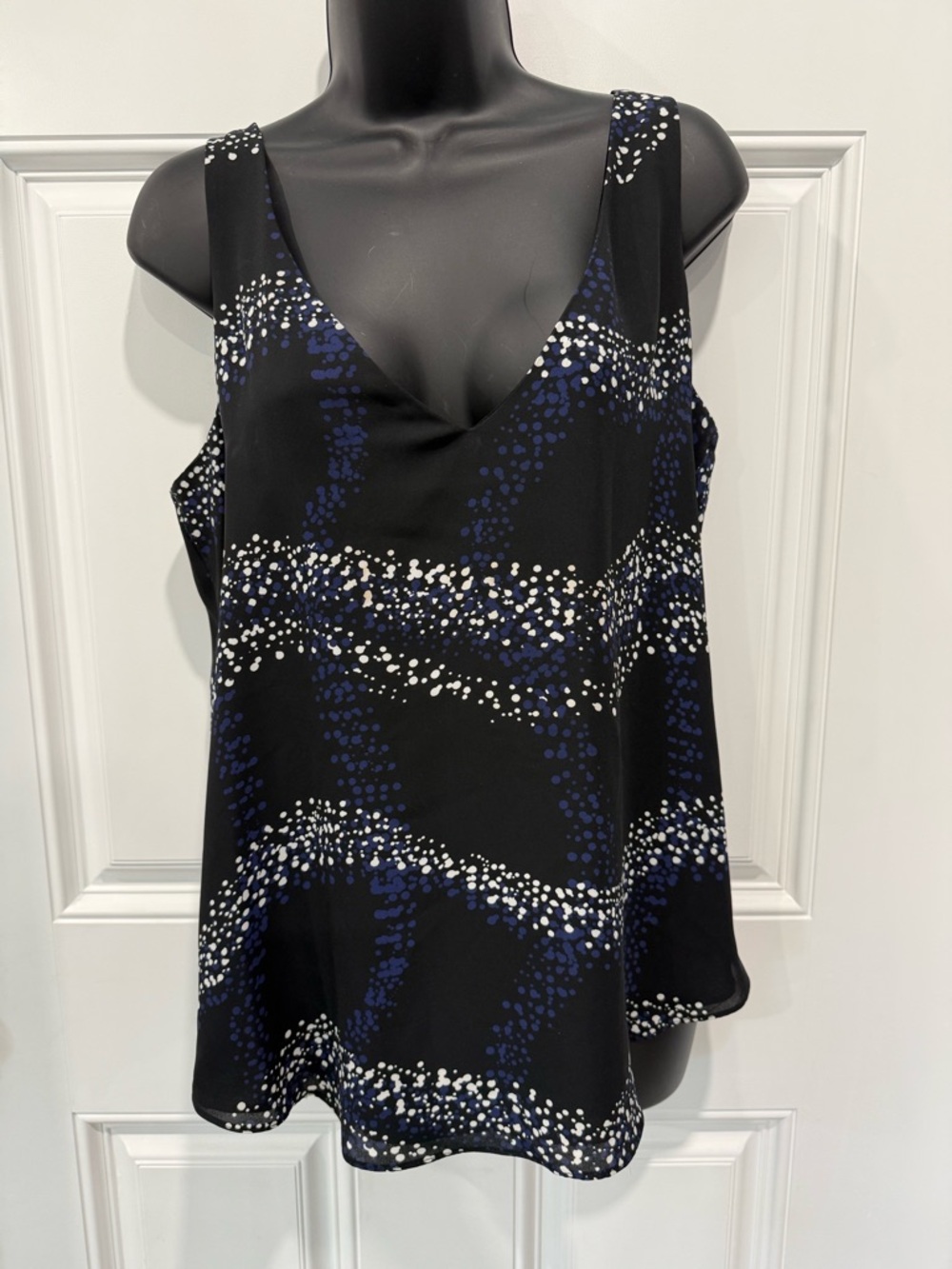 Sanctuary Black Navy & White Dot-Print V-Neck Cami